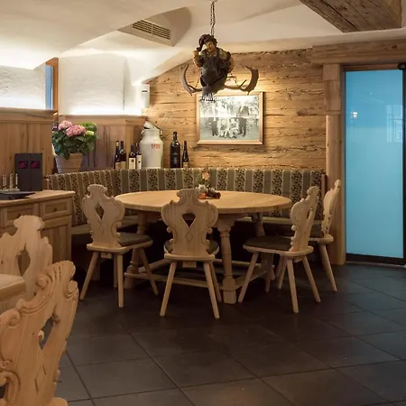 Restaurant Stoecklwirt Hotel 3*